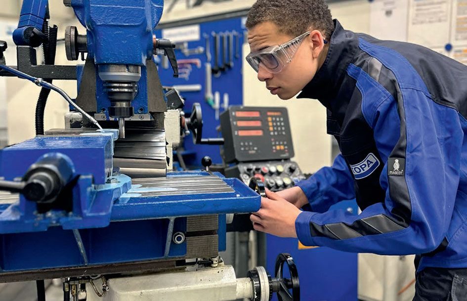 Kolleg:innen bei STOPA Anlagenbau GmbH
